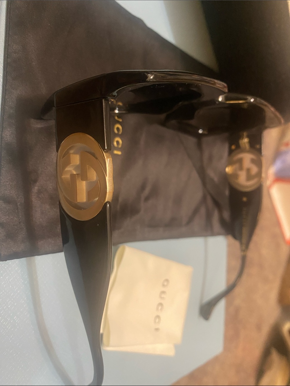 Gucci Black Rectangular Sunglasses with Gold GG Accents - Picture 2 of 11